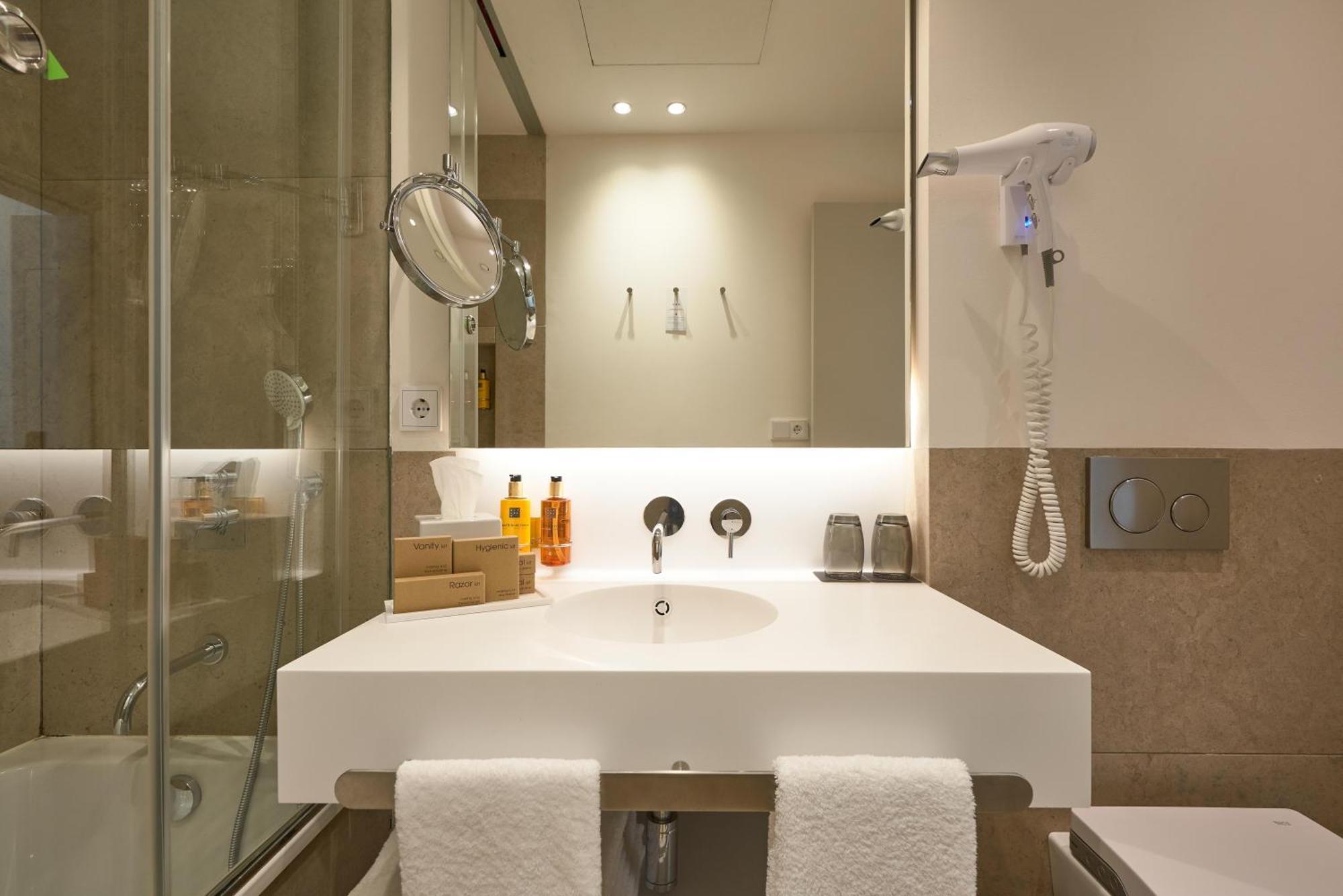 סביליה Hotel Kivir מראה חיצוני תמונה