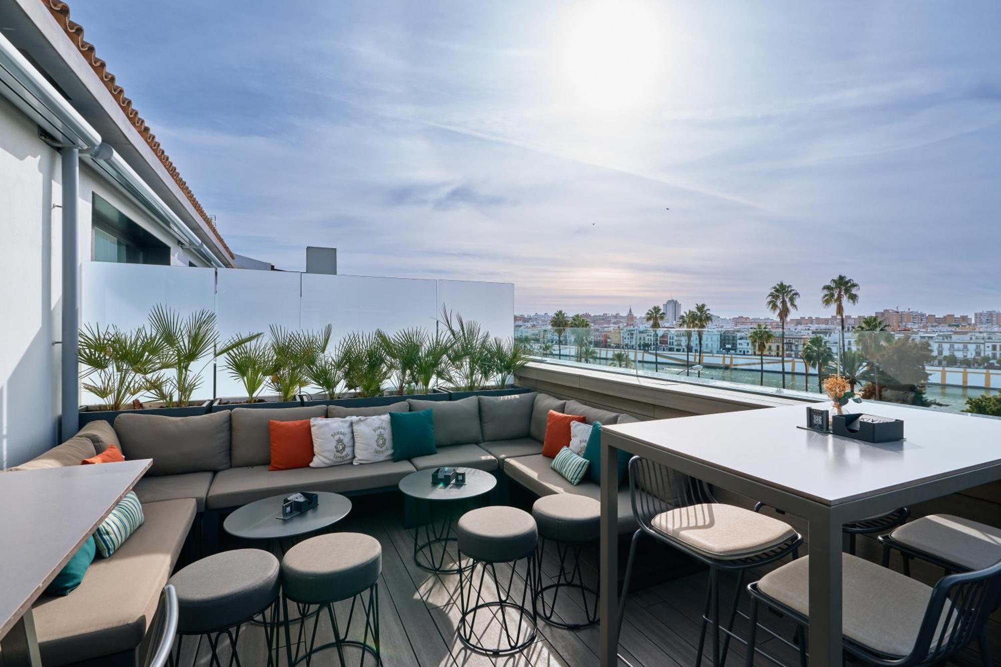 סביליה Hotel Kivir מראה חיצוני תמונה