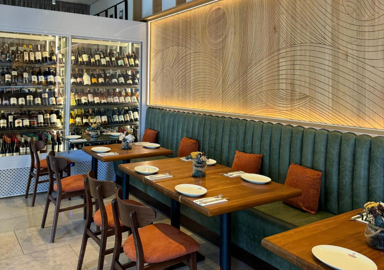 סביליה Hotel Kivir מראה חיצוני תמונה